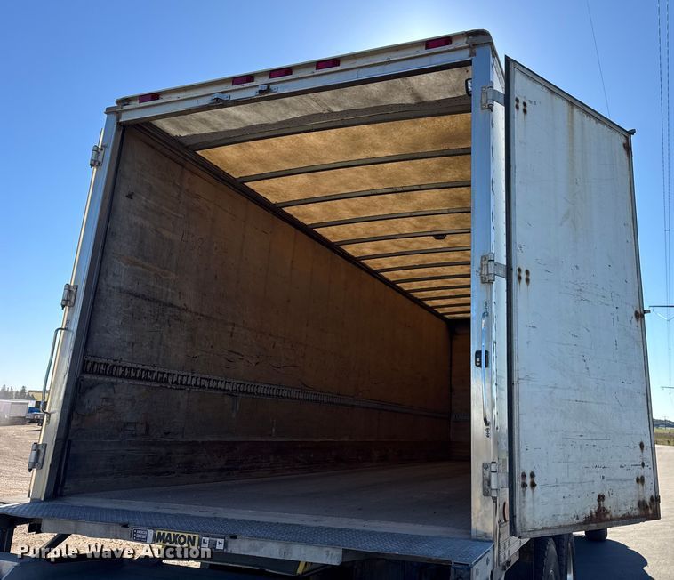 image for item EF2198 2013 Freightliner Business Class M2 box truck