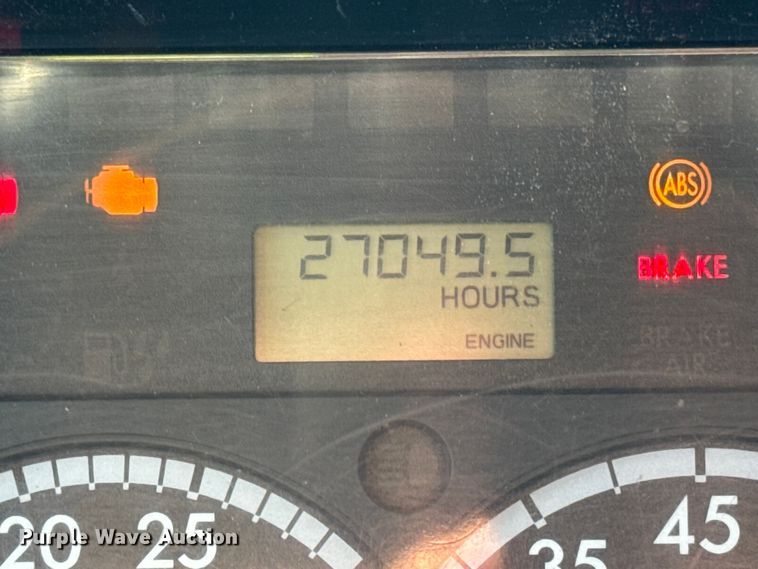 image for item EF2198 2013 Freightliner Business Class M2 box truck