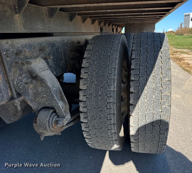 image for item EF2198 2013 Freightliner Business Class M2 box truck