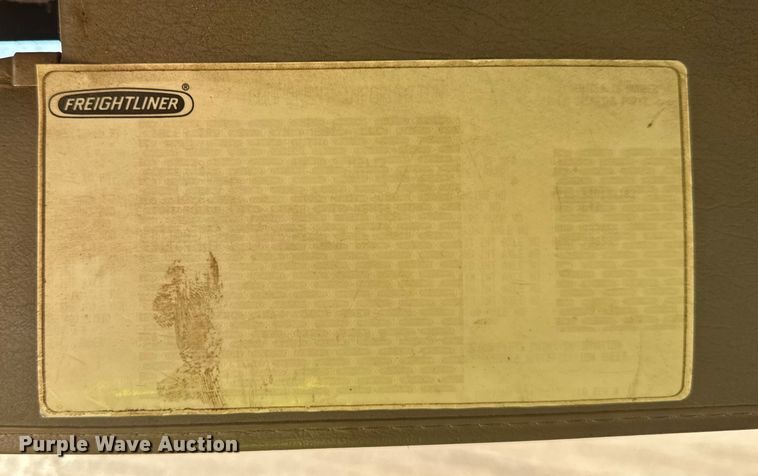 image for item EF2198 2013 Freightliner Business Class M2 box truck