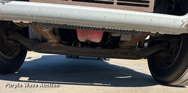 image for item EF2200 2016 Freightliner Business Class M2 box truck