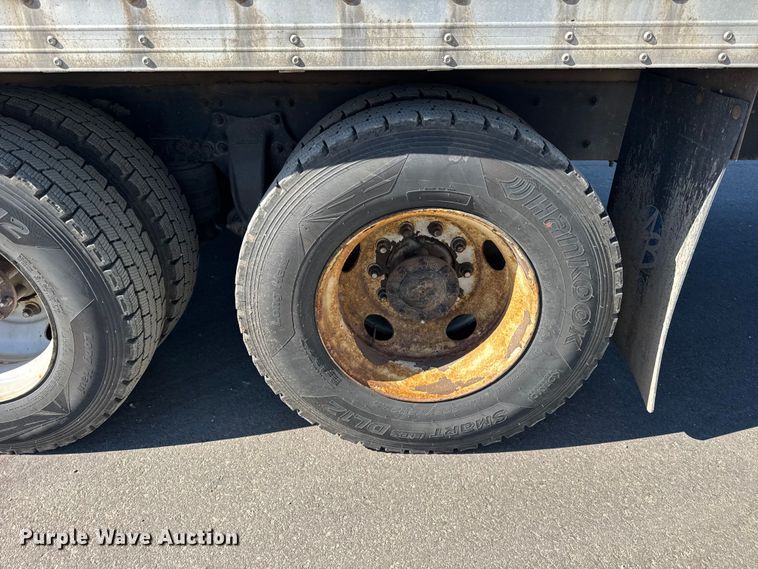 image for item EF2200 2016 Freightliner Business Class M2 box truck