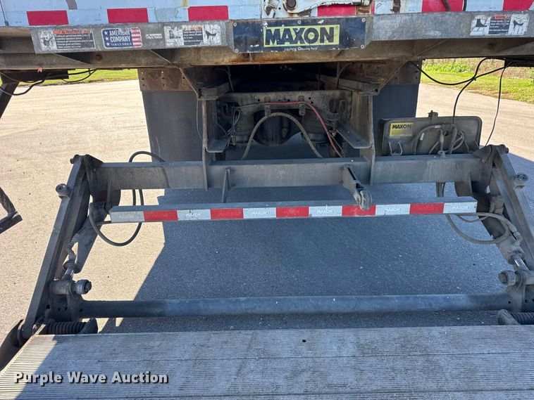 image for item EF2200 2016 Freightliner Business Class M2 box truck