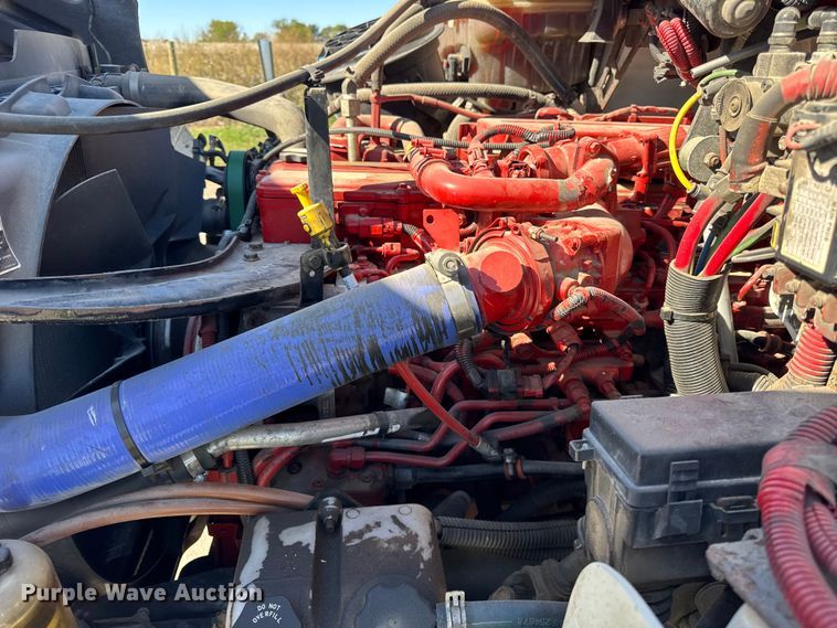 image for item EF2200 2016 Freightliner Business Class M2 box truck