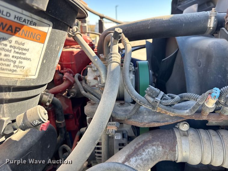 image for item EF2200 2016 Freightliner Business Class M2 box truck