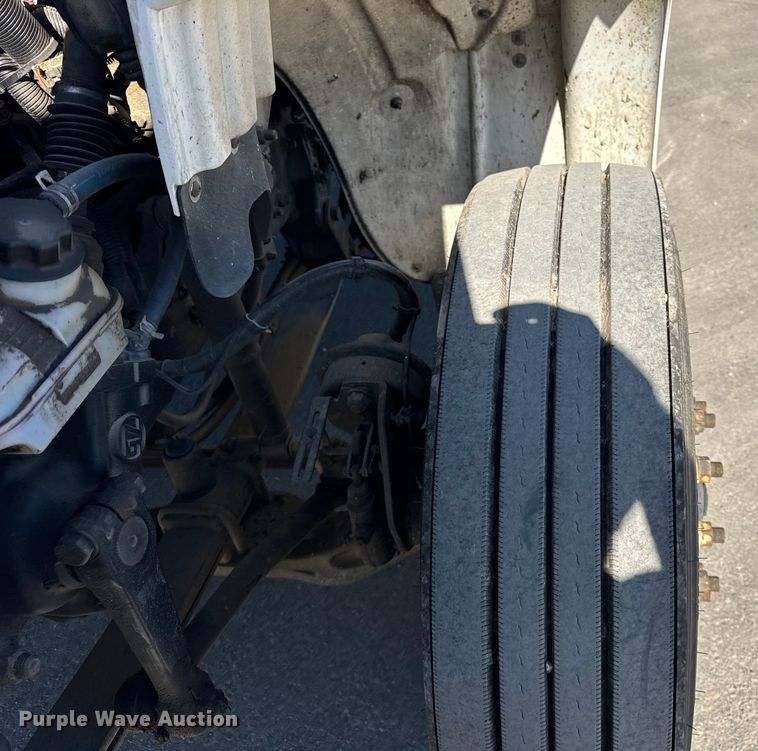 image for item EF2200 2016 Freightliner Business Class M2 box truck