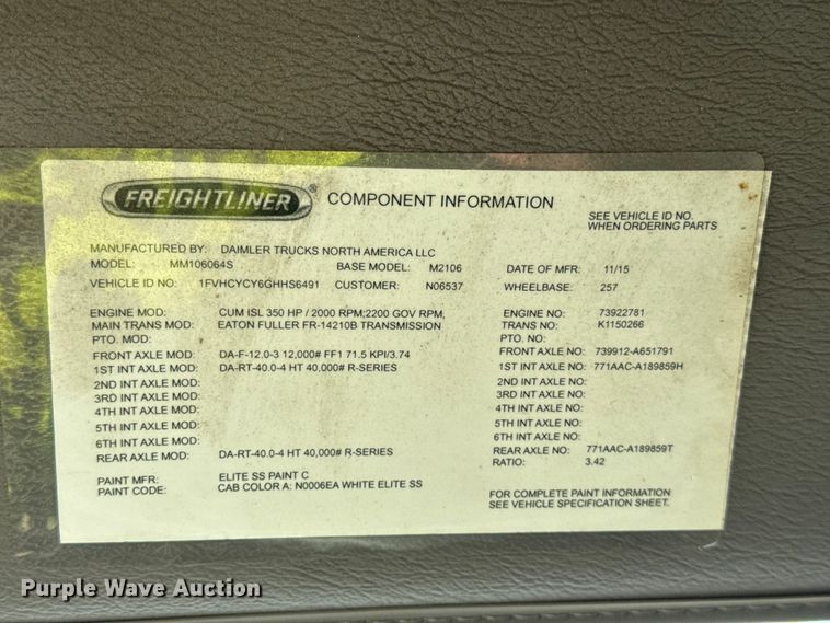 image for item EF2200 2016 Freightliner Business Class M2 box truck