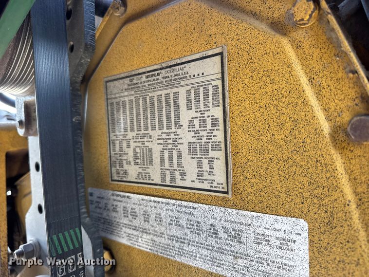 image for item EF2221 2000 International F-2574 semi truck