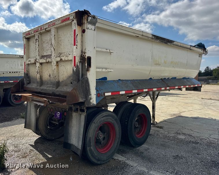 image for item EF2227 1994 Hilbilt end dump trailer