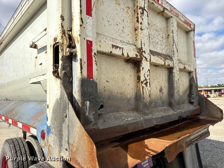 image for item EF2227 1994 Hilbilt end dump trailer
