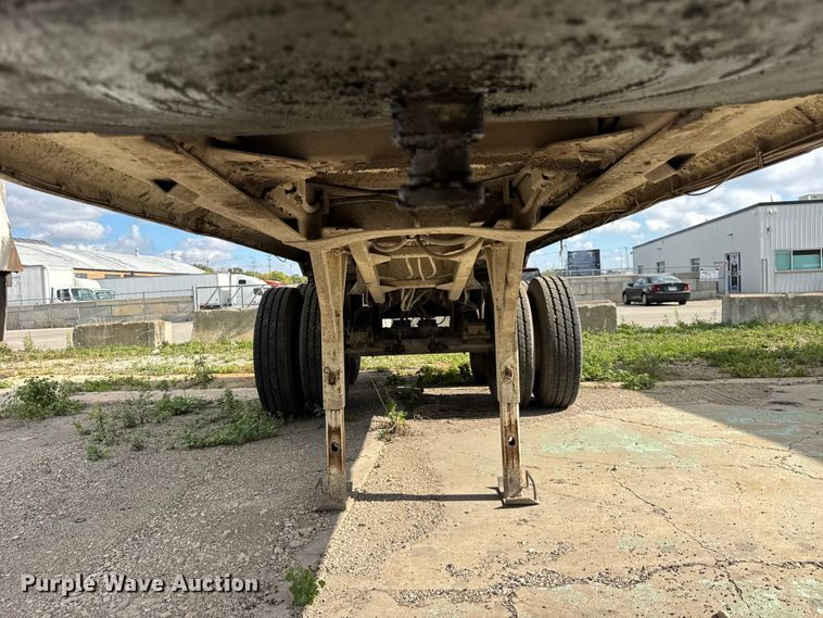 image for item EF2228 1993 Hillbilt end dump trailer