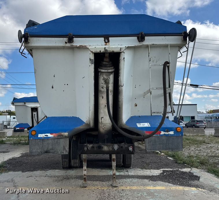 image for item EF2229 1993 Hilbilt end dump trailer