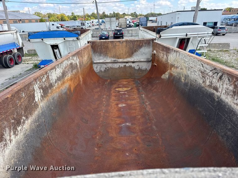 image for item EF2229 1993 Hilbilt end dump trailer