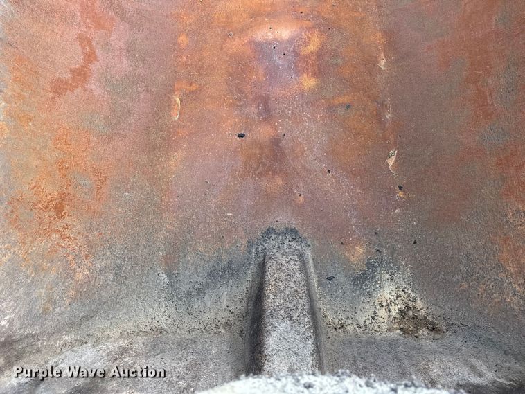 image for item EF2229 1993 Hilbilt end dump trailer