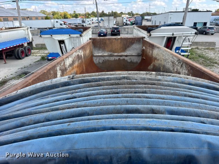 image for item EF2229 1993 Hilbilt end dump trailer