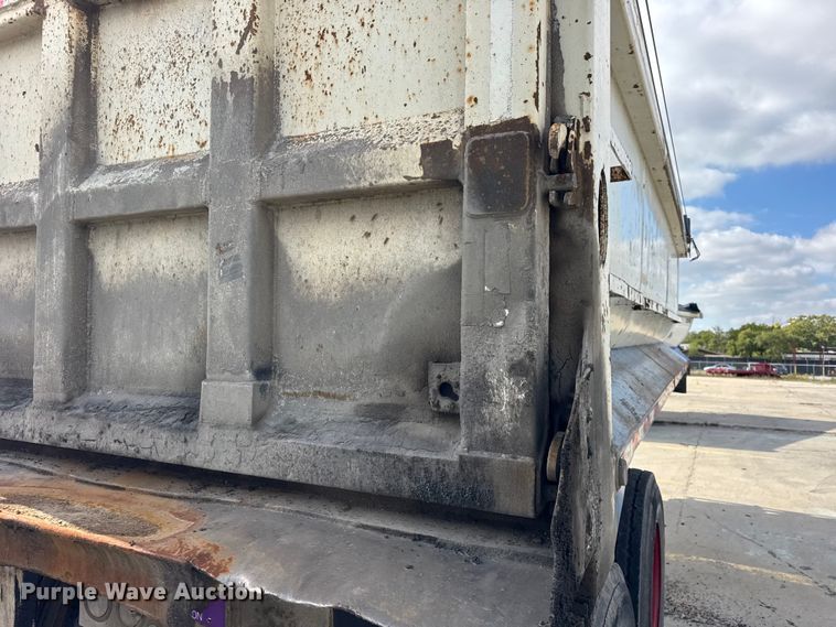 image for item EF2229 1993 Hilbilt end dump trailer