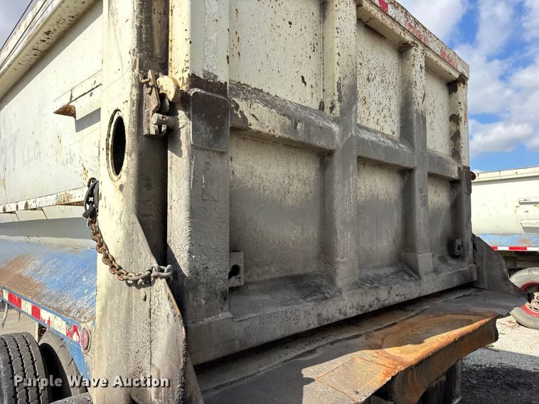 image for item EF2229 1993 Hilbilt end dump trailer