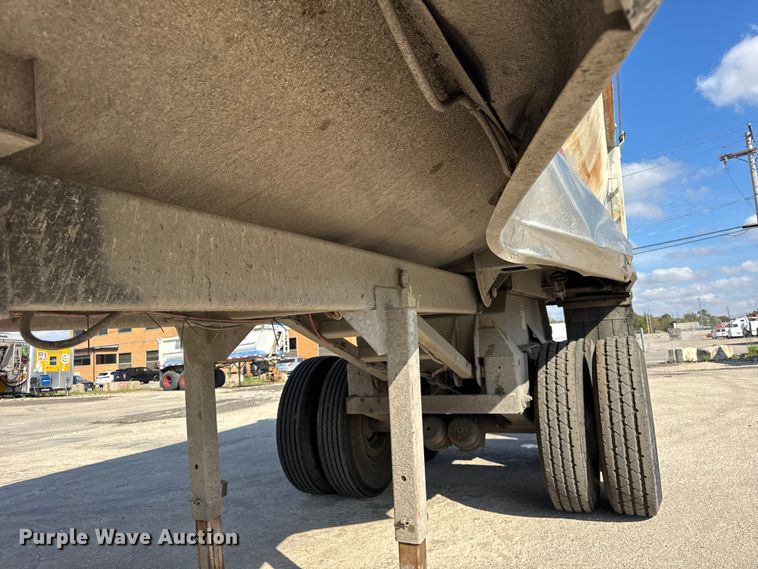 image for item EF2234 2013 Coras Predator end dump trailer