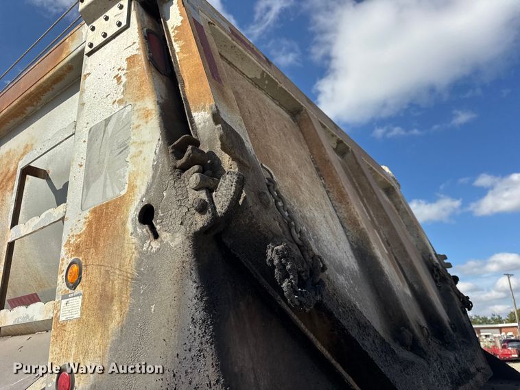 image for item EF2234 2013 Coras Predator end dump trailer