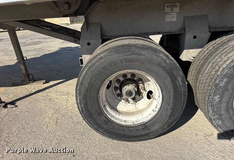 image for item EF2234 2013 Coras Predator end dump trailer