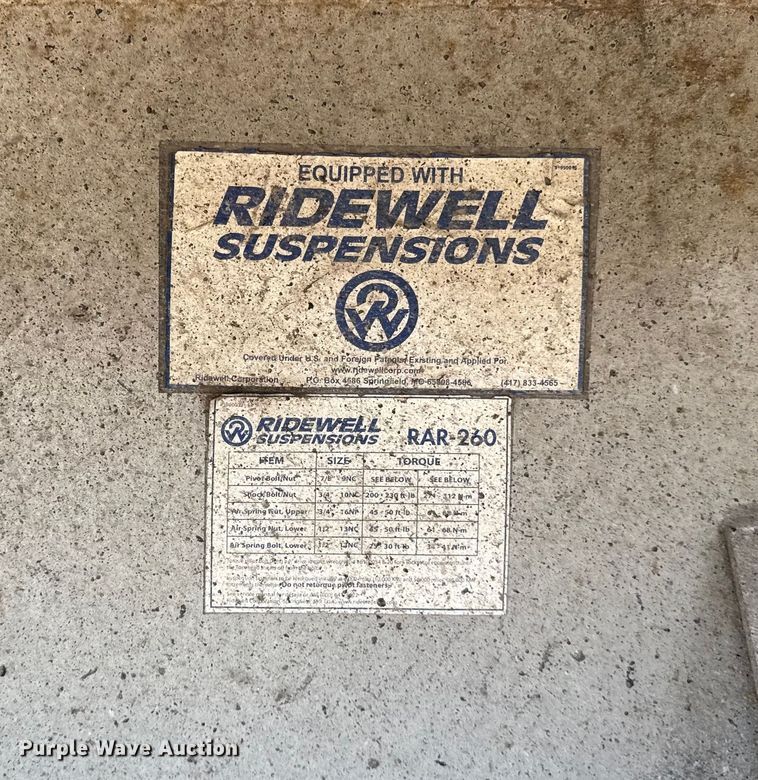 image for item EF2234 2013 Coras Predator end dump trailer