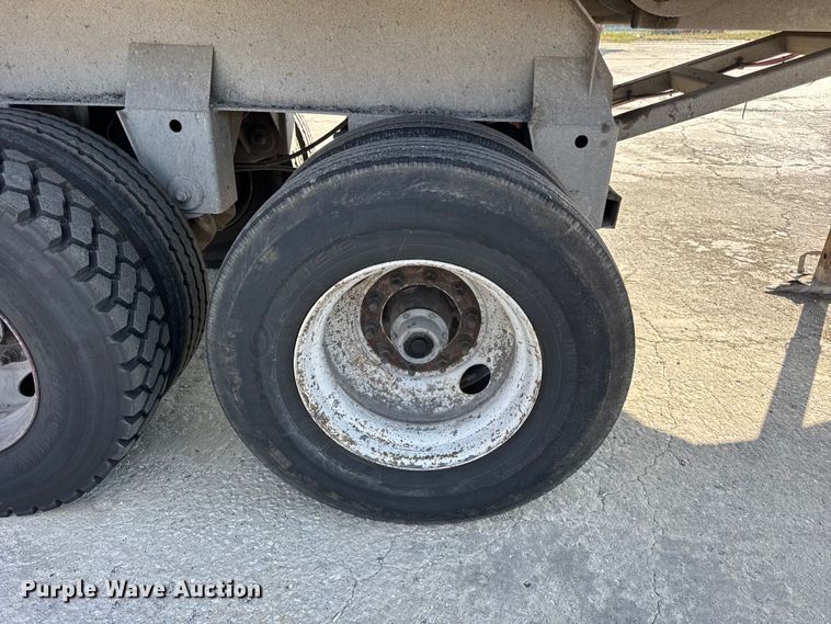 image for item EF2234 2013 Coras Predator end dump trailer