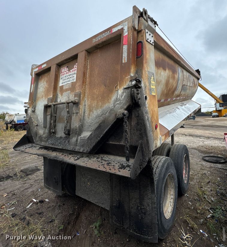 image for item EF2241 2013 Coras Predator end dump trailer