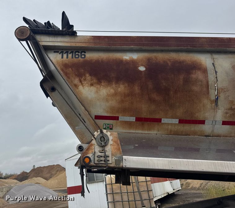 image for item EF2241 2013 Coras Predator end dump trailer