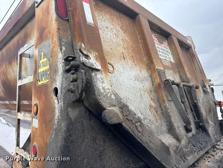 image for item EF2241 2013 Coras Predator end dump trailer