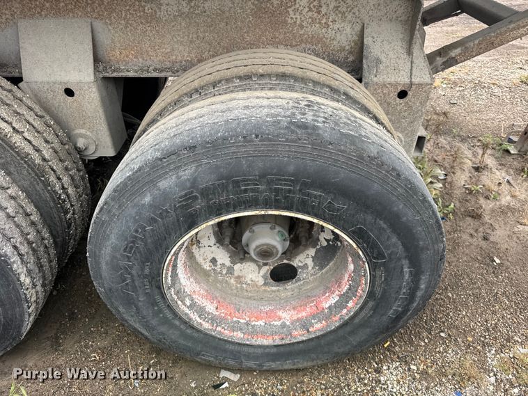 image for item EF2241 2013 Coras Predator end dump trailer