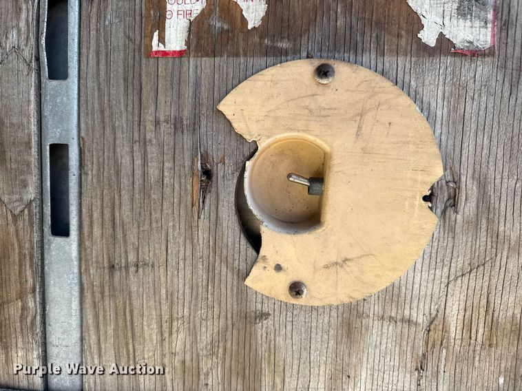 image for item EG6011 2004 Great Dane 7411TP-SA dry van trailer