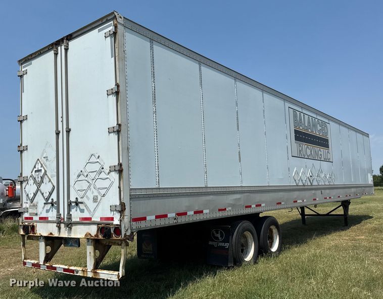 image for item EG6098 2010 Wabash dry van trailer