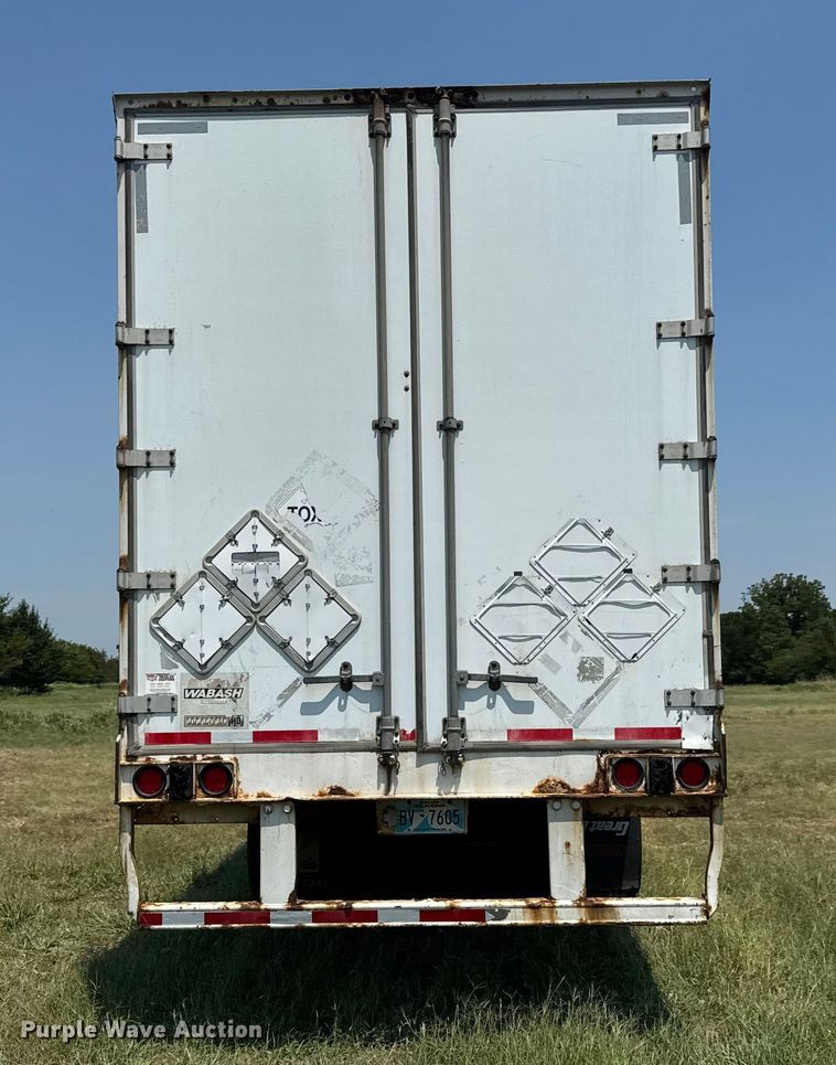 image for item EG6098 2010 Wabash dry van trailer