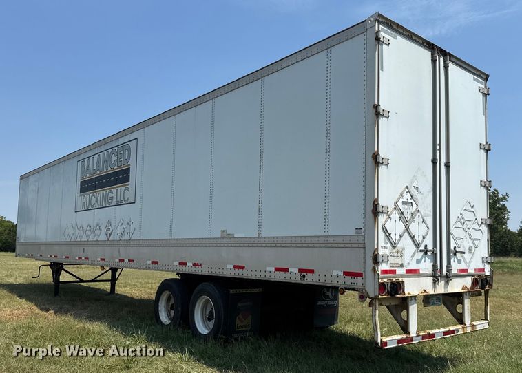 image for item EG6098 2010 Wabash dry van trailer