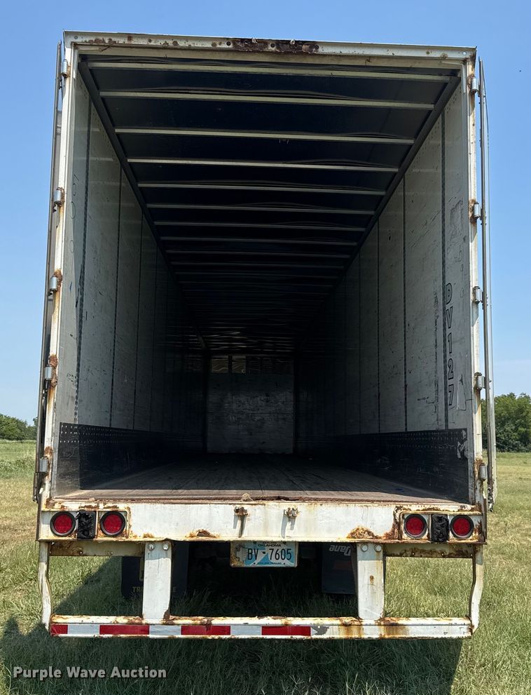 image for item EG6098 2010 Wabash dry van trailer