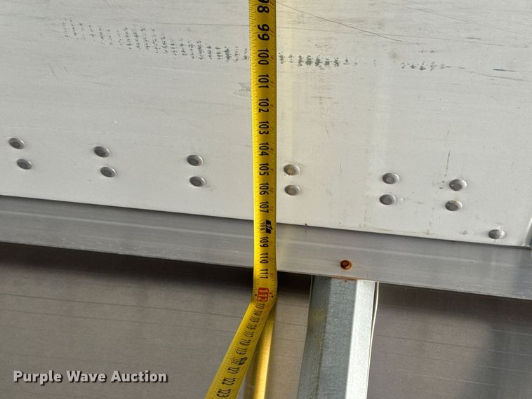 image for item EG6098 2010 Wabash dry van trailer