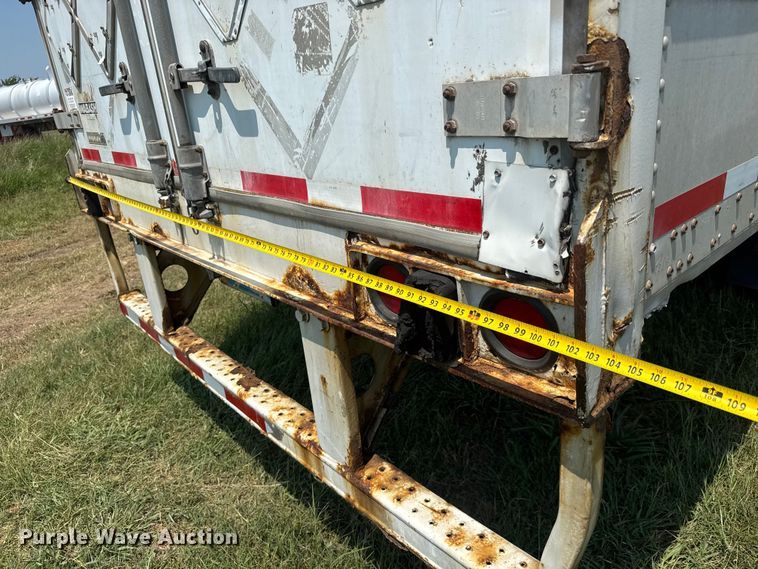 image for item EG6098 2010 Wabash dry van trailer