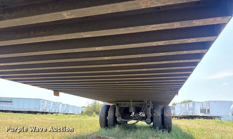 image for item EG6098 2010 Wabash dry van trailer