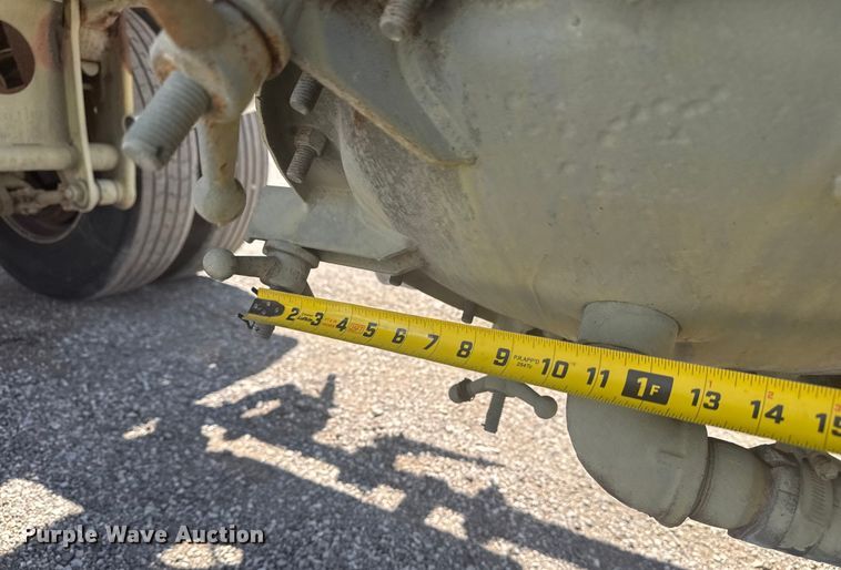 image for item EG6163 1985 Fruehauf pneumatic dry bulk trailer