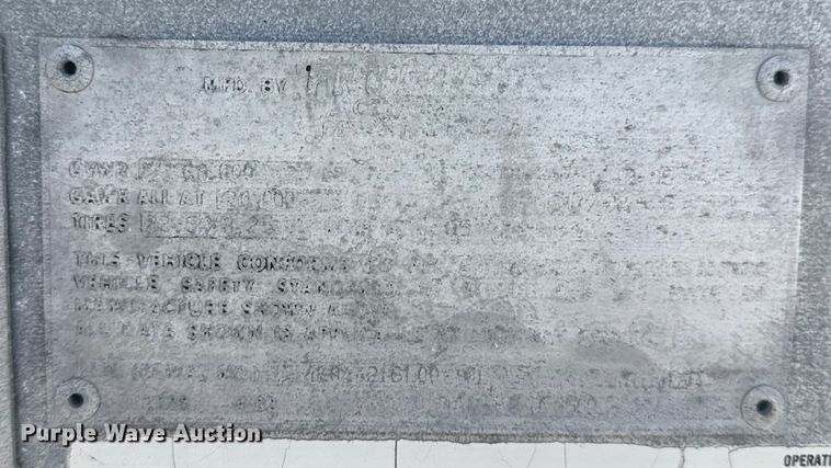 image for item EG6163 1985 Fruehauf pneumatic dry bulk trailer