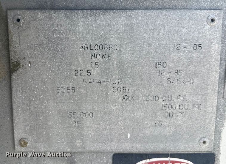 image for item EG6163 1985 Fruehauf pneumatic dry bulk trailer