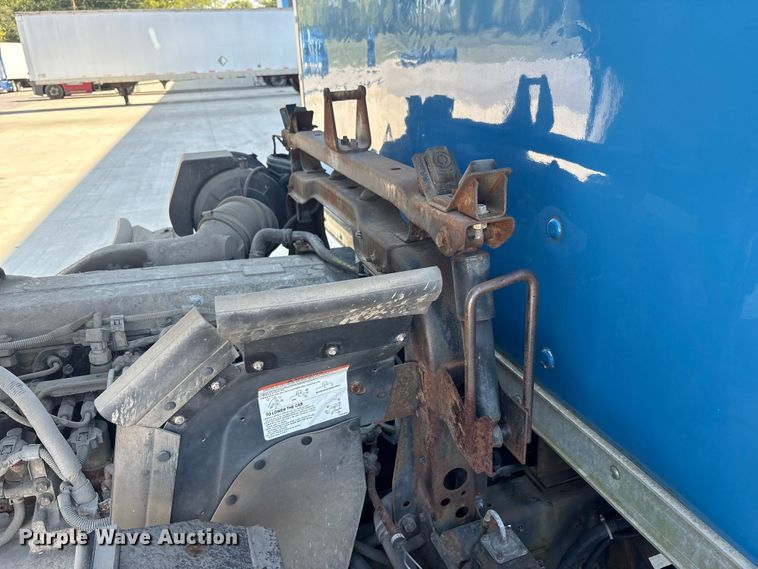 image for item EM6050 2006 Nissan UD2600 box truck