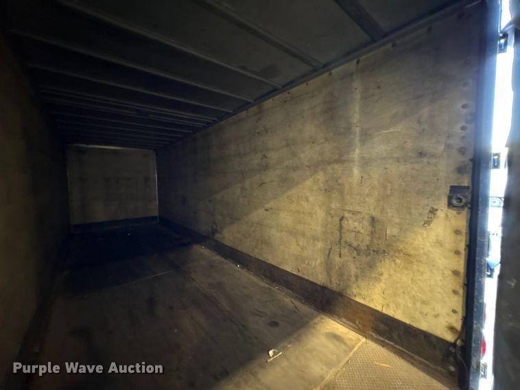 image for item EM6050 2006 Nissan UD2600 box truck