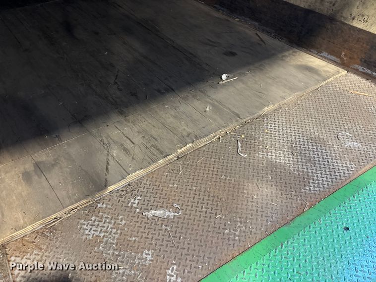 image for item EM6050 2006 Nissan UD2600 box truck