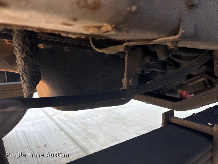 image for item EM6050 2006 Nissan UD2600 box truck