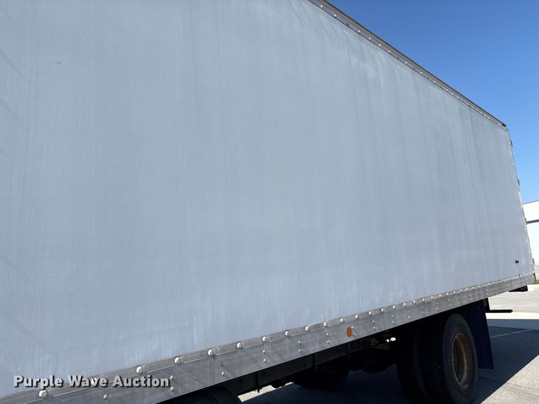 image for item EM6051 2007 Nissan  UD2600 box truck