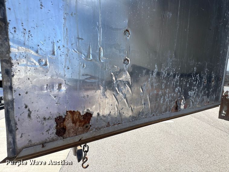 image for item EM6051 2007 Nissan  UD2600 box truck