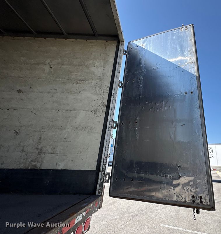 image for item EM6051 2007 Nissan  UD2600 box truck