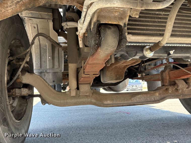 image for item EM6051 2007 Nissan  UD2600 box truck