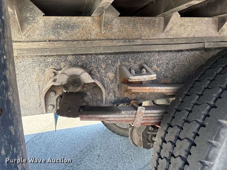 image for item EM6051 2007 Nissan  UD2600 box truck